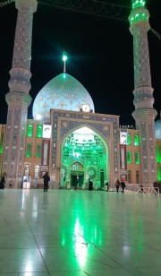 مسجد جمکران:)کپشن رو بخونید:)))