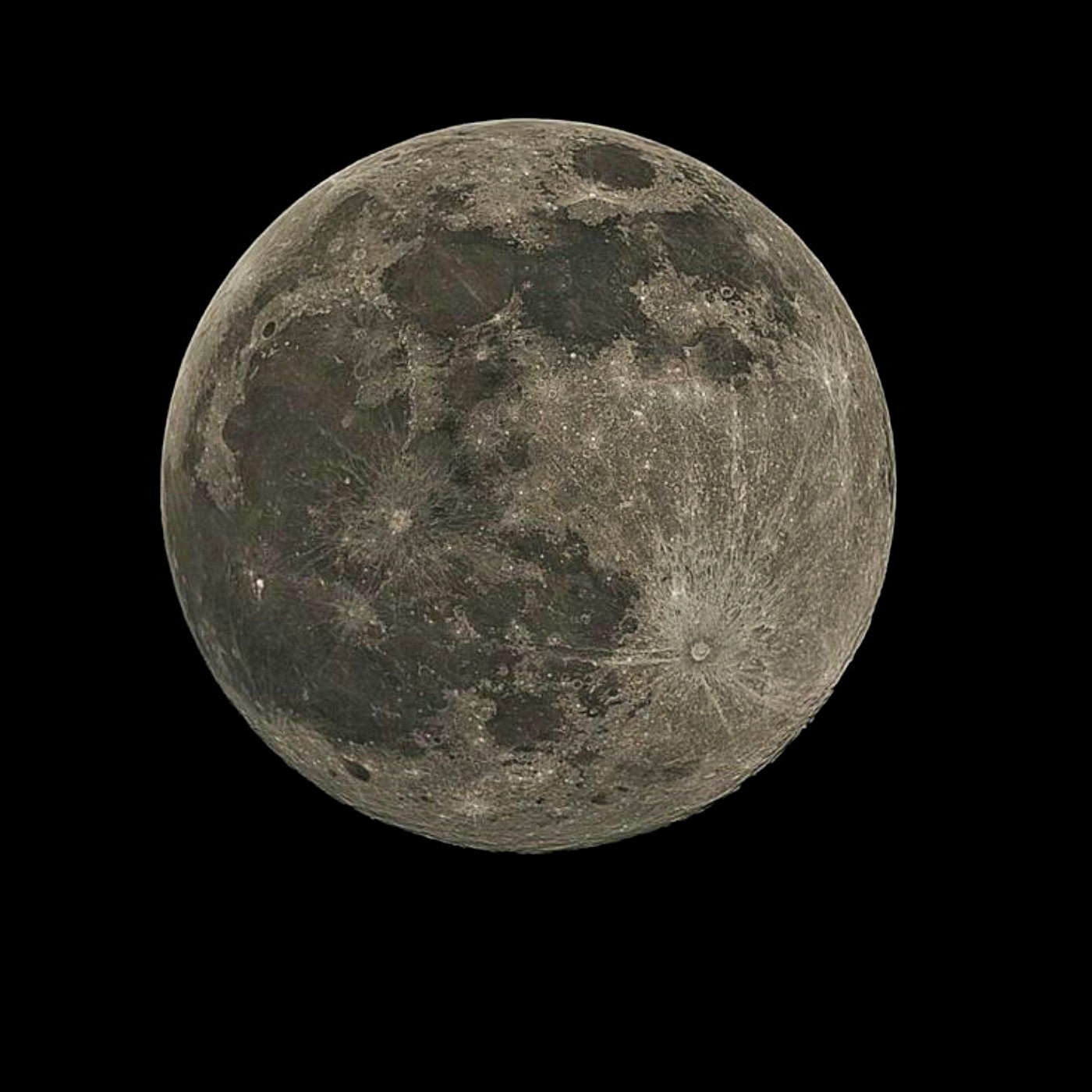 ماه در شب به این زیبایی دیدید. 