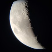 دیشب خودم از ماه عکس گرفتم^_^✨
