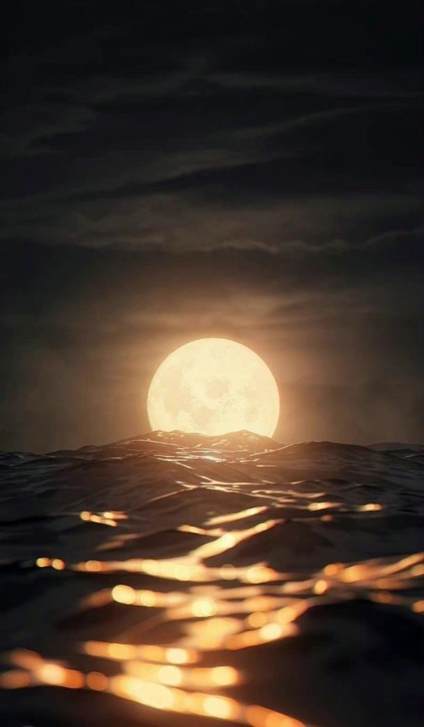 زیبا ترین ترکیب دنیا قطعا ماه و دریاست
