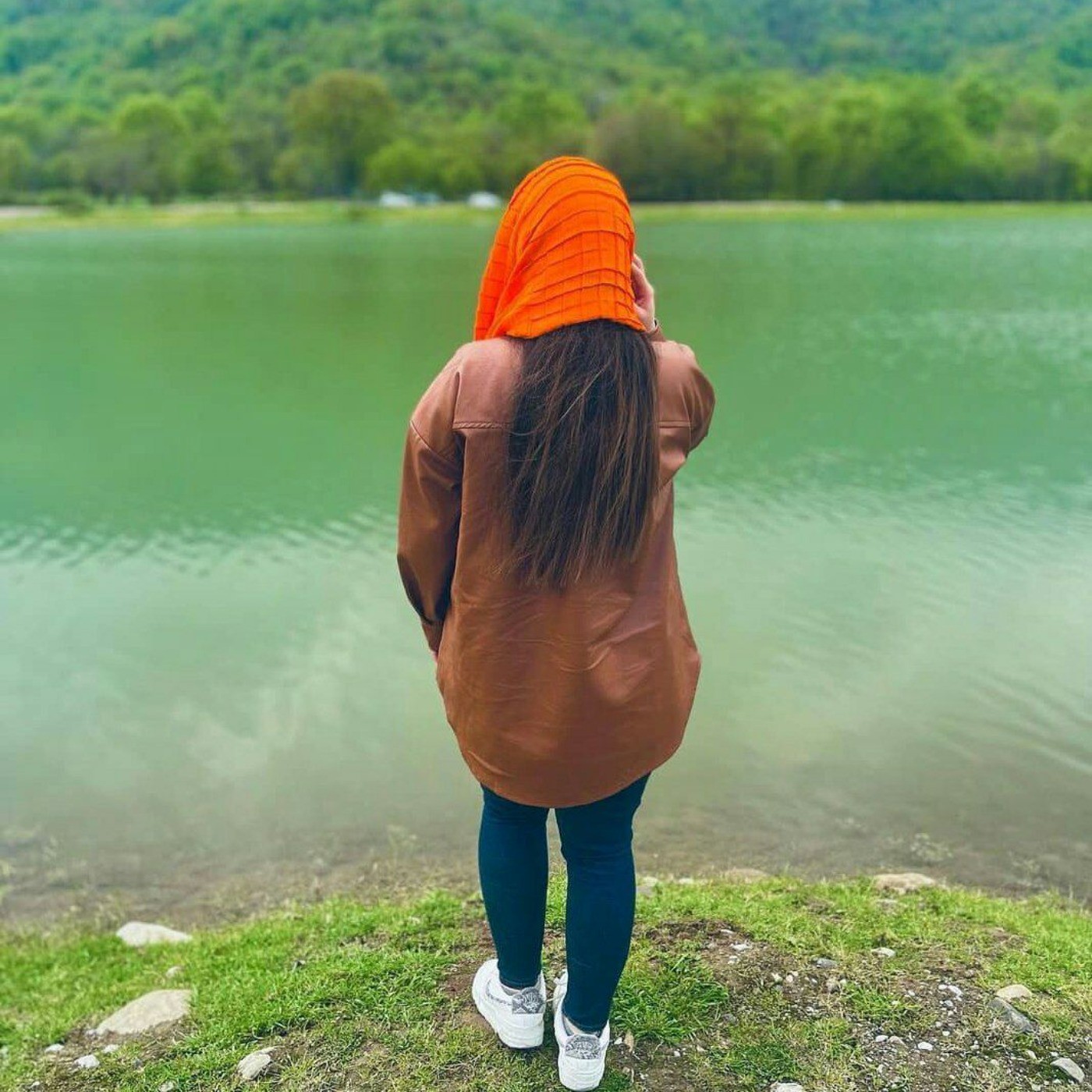پست طبیعت دریاچه نارنجی سبز مناسب پروف
