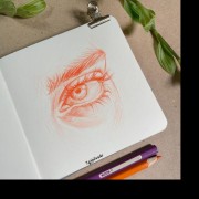 طراحی زیبای چشم انسان بارنگ نارنجی 