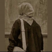 مذهبی.:این عکس حجاب بانوان را نشان میدهد مانند مرواریدی درصد